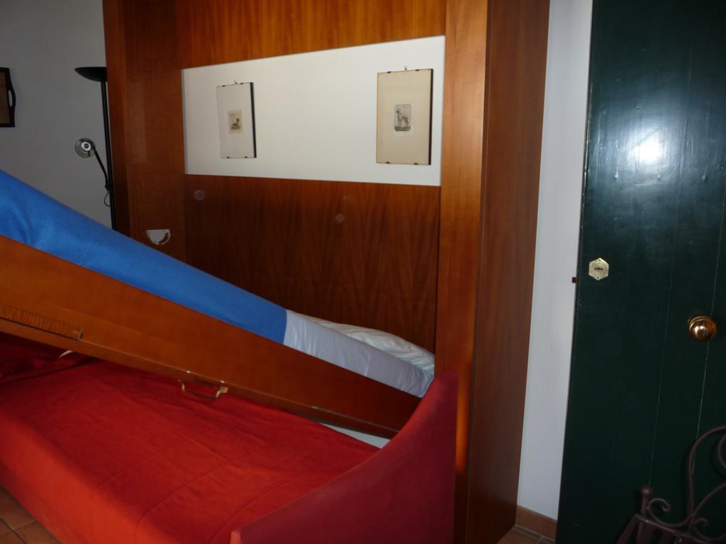 4Roomsrelax Catania Bilik gambar