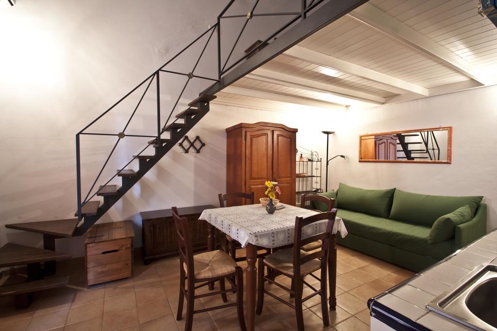 4Roomsrelax Catania Bilik gambar